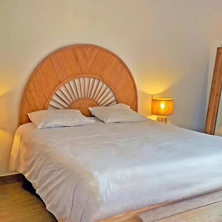 Kompleks wypoczynkowy Maora Village 3*