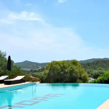 Maora Village 3*