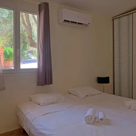 Tatil parkı Maora Village 3*