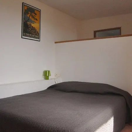 Maora Village 3*