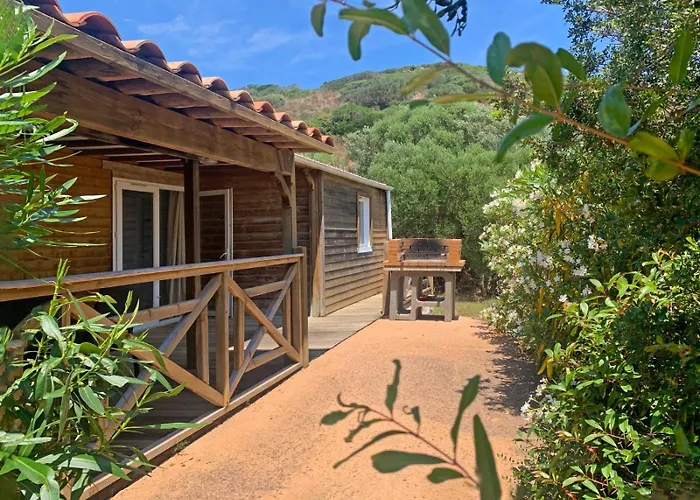 Maora Village 3*